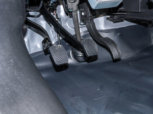 2020款1.6L 豪华型 国VI 空间座椅