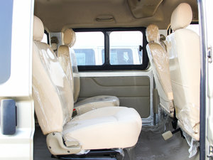 2012款1.4L 手动创业II型 后排空间