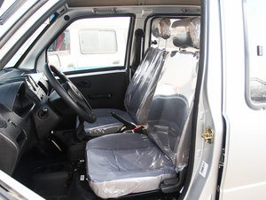 2015款1.1L 2.0m瓦楞货箱AF11-05 主驾驶座椅