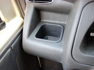 2011款1.0L 手动标准版 中控区