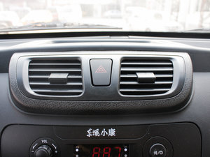2012款1.3L 手动舒适版 空调出风口