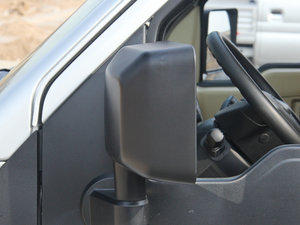2015款1.5L 基本型 DK15-06 细节外观