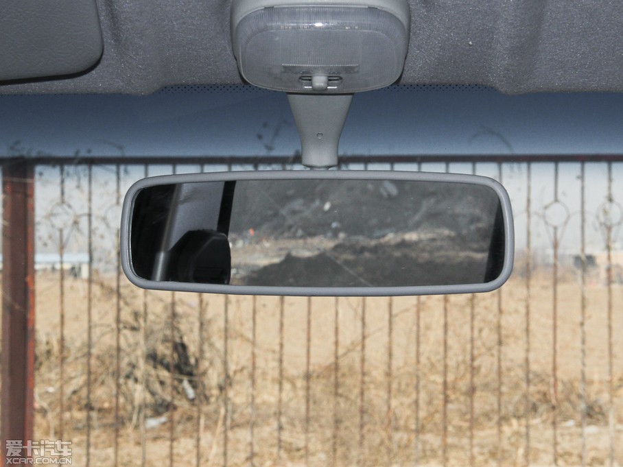 2015��|�LС��K07S 1.2L ������DK12-05