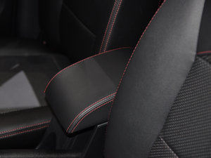 2015款1.3T 手动豪华型 柴油 空间座椅