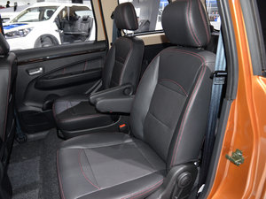 2015款1.3T 手动豪华型 柴油 空间座椅