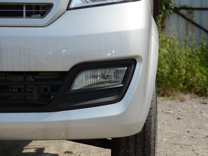 2016款1.2L 基本型DK12 国V  前雾灯