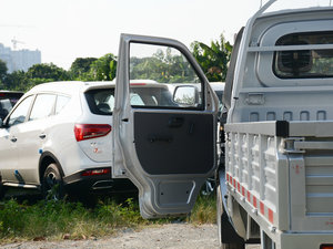 2016款1.2L 基本型DK12 国V  驾驶位车门