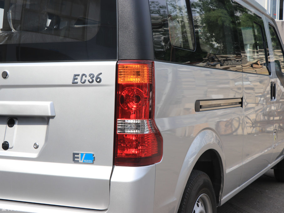 2017��|�LС��EC36 늄�܇