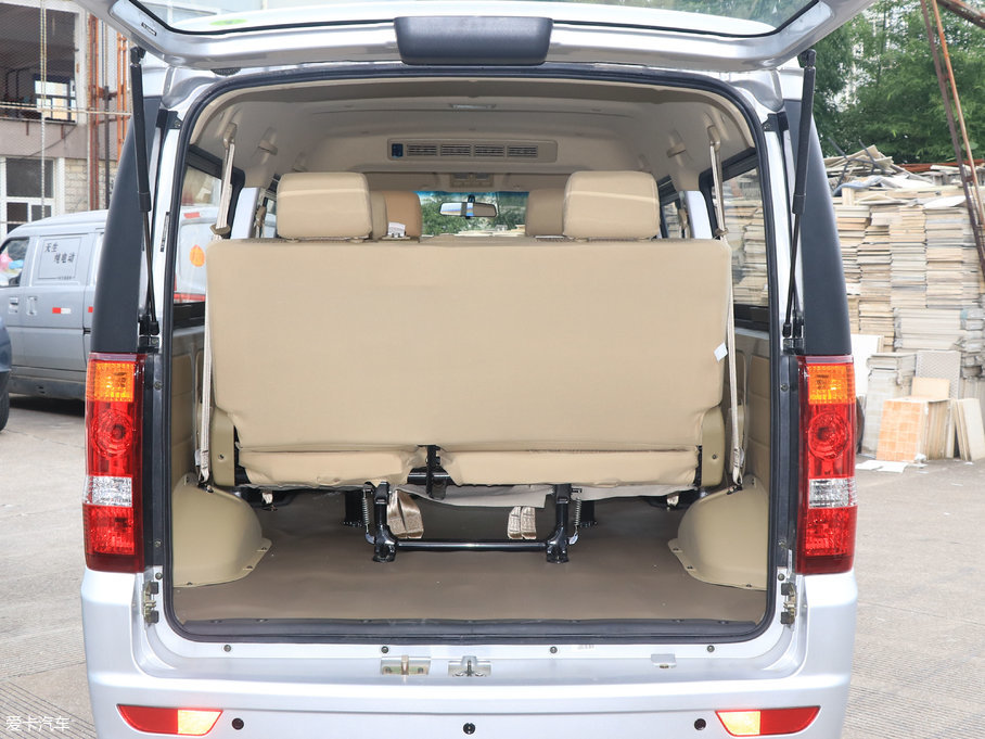 2017��|�LС��EC36 늄�܇