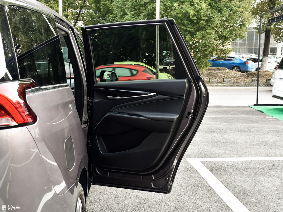 2019ͨMAXUS G50 װl(f) Ԅ(dng)A 7