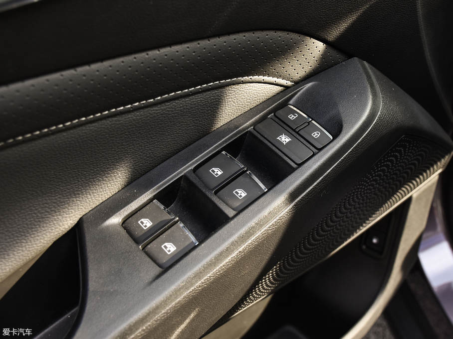 2019ͨMAXUS G50 װl(f) ԄӺA 7