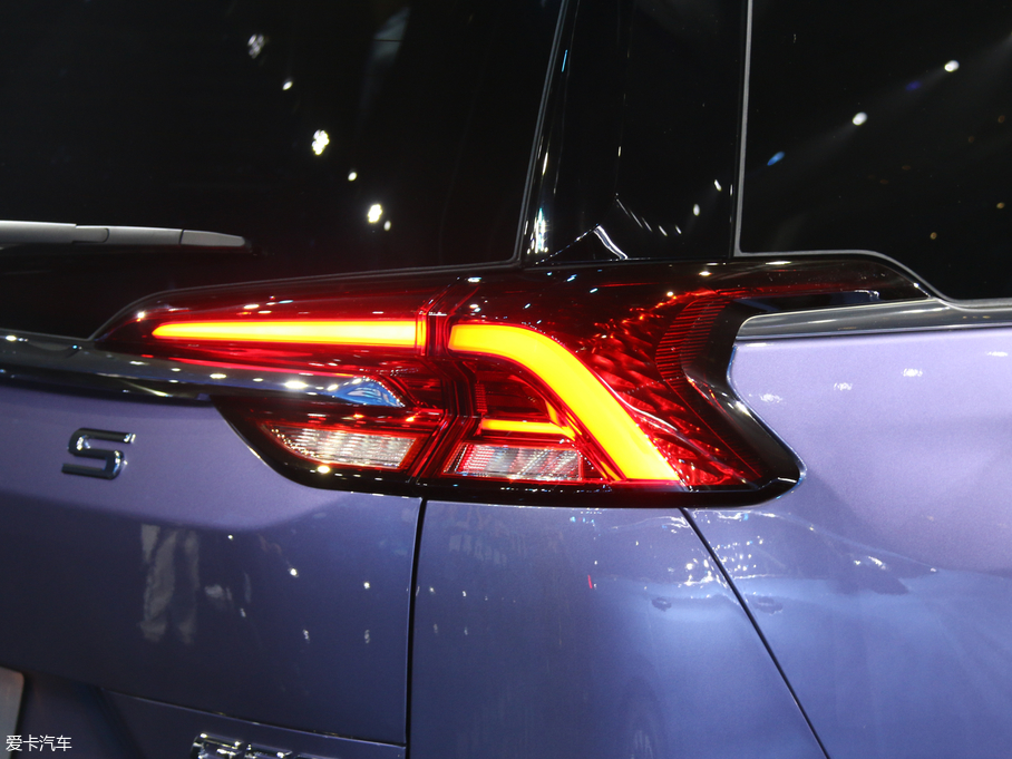 2019ͨMAXUS G50 1.5TGI ԄӘOȫ 8 V