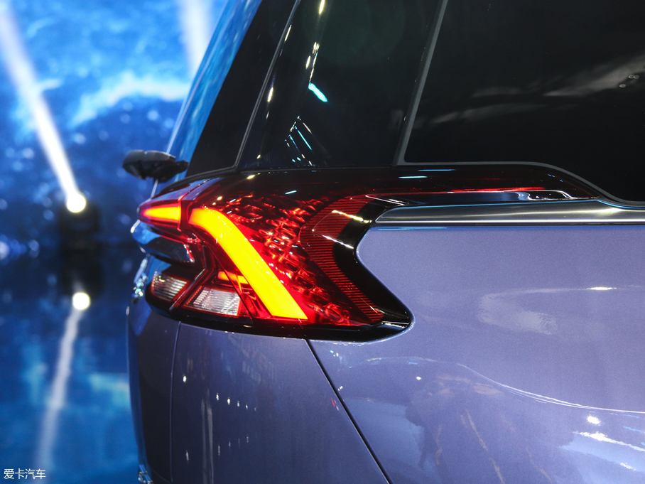 2019ͨMAXUS G50 1.5TGI ԄӘOȫ 8 V