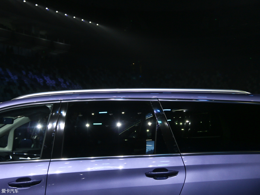 2019ͨMAXUS G50 1.5TGI Ԅ(dng)Oȫ 8 V