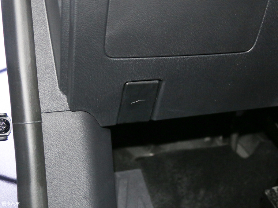 2019ͨMAXUS G50 1.5TGI ԄӘOȫ 8 V