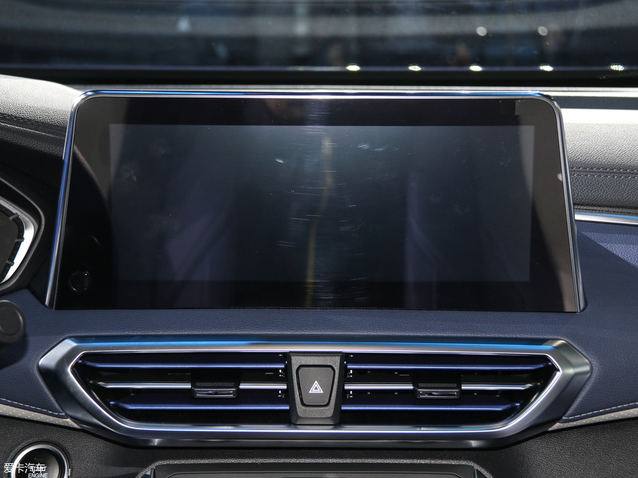 2019ͨMAXUS G50 1.5TGI Ԅ(dng)Oȫ 8 (gu)V