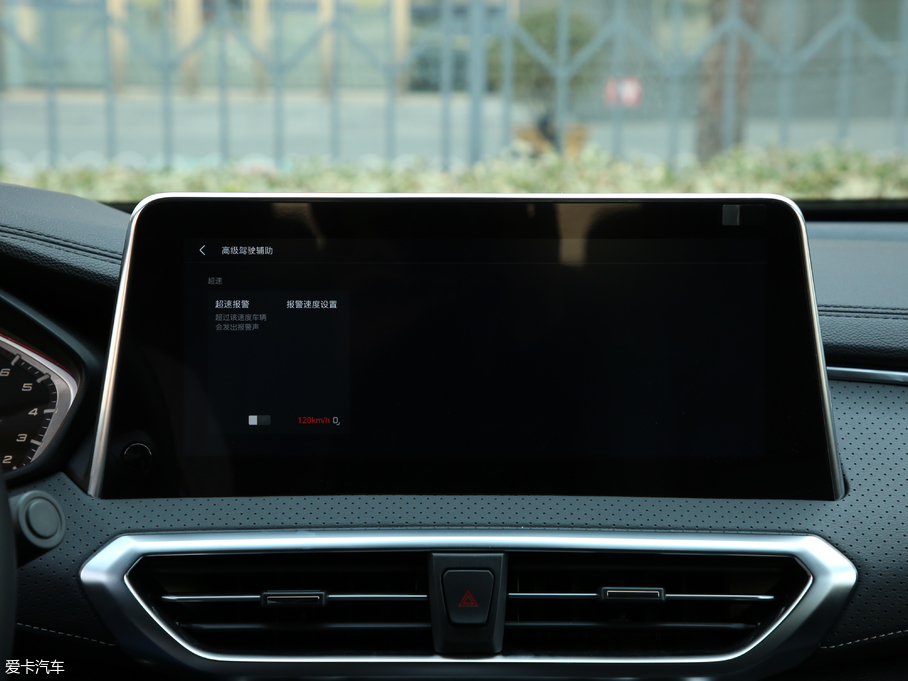 2019ͨMAXUS G50 1.5TGI ԄӺA 7 V