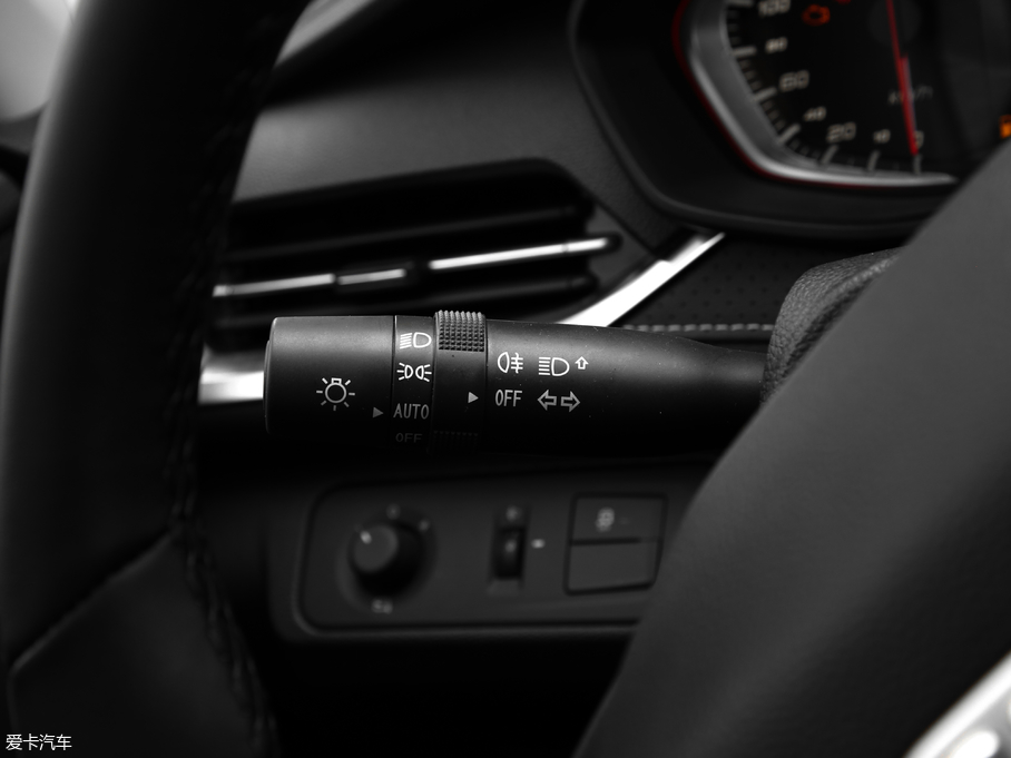 2019ͨMAXUS G50 1.5TGI ԄӺA 7 V