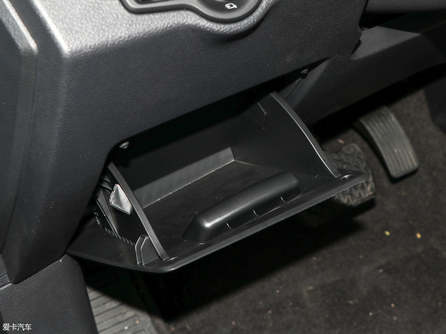 2019ͨMAXUS G20 װl 2.0T Ԅ