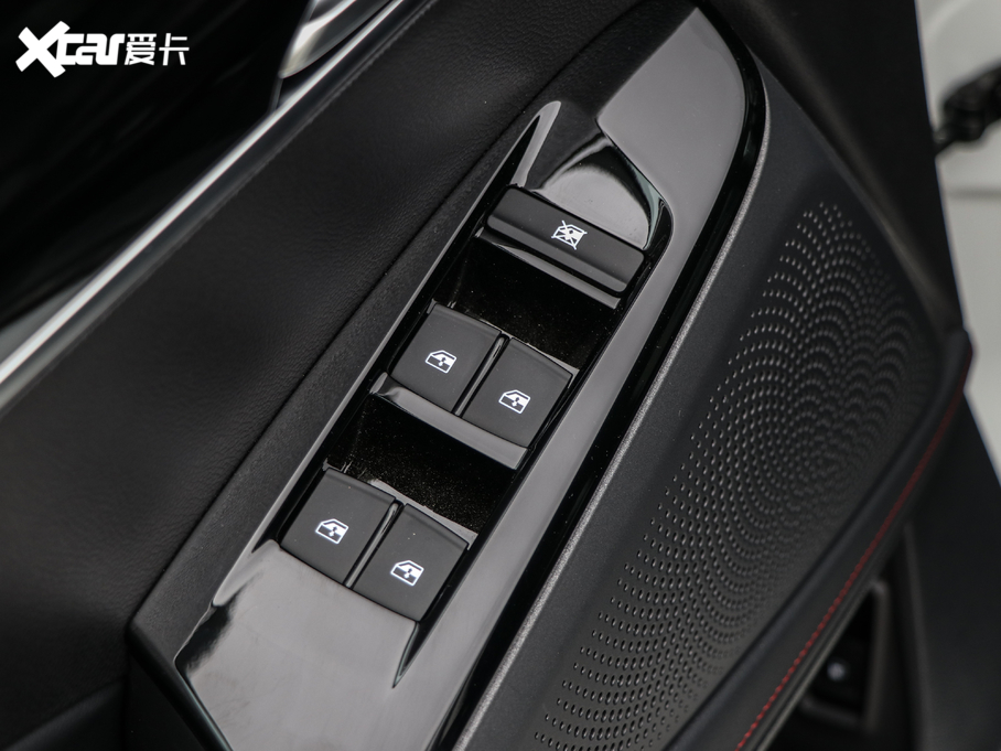 2020ͨMAXUS  EUNIQ 6 PLUG IN EXTRA