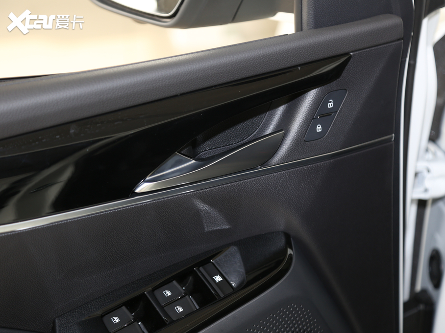 2020ͨMAXUS  EUNIQ 6 MATE 510