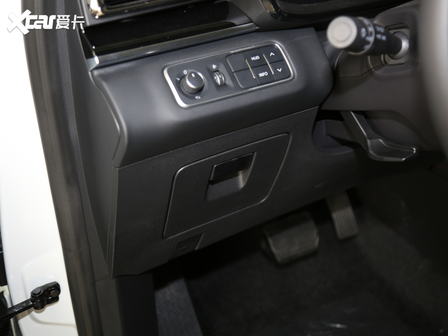 2020ͨMAXUS  EUNIQ 6 MATE 510