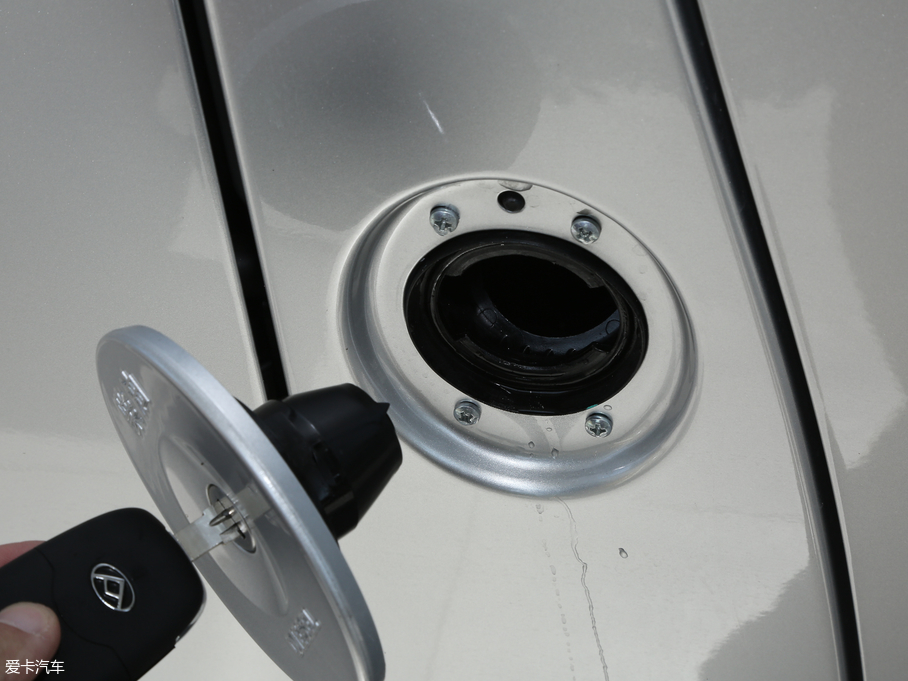 2019ͨMAXUS V80 Plus VAN܇ 2.0T ԄӶS 6