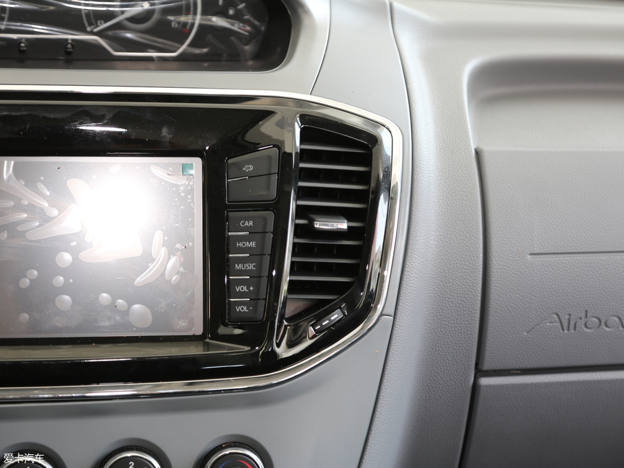 2019ͨMAXUS V80 Plus VAN܇ 2.0T ԄӶS 6