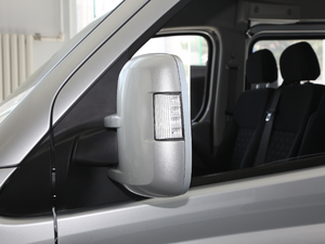 2019Plus VAN܇ 2.0T ԄӶS 6 ^