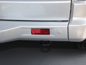 2019Plus VAN܇ 2.0T ԄӶS 6 ^