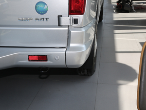 2019Plus VAN܇ 2.0T Ԅ(dng)S 6 (x)(ji)^