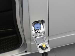 2019Plus VAN܇ 2.0T ԄӶS 6 ^