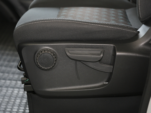 2019Plus VAN܇ 2.0T ԄӶS 6 {{(dio)(ji)