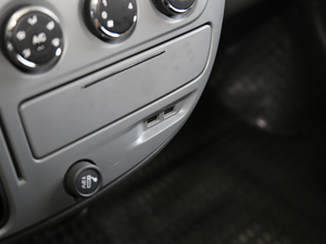 2019Plus VAN܇ 2.0T ԄӶS 6 g