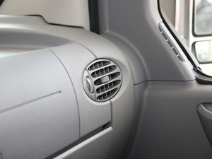 2019Plus VAN܇ 2.0T ԄӶS 6 п؅^