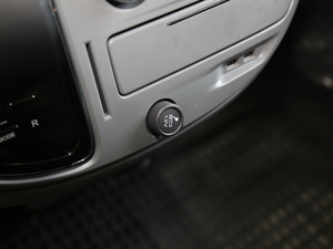 2019Plus VAN܇ 2.0T ԄӶS 6 п؅^