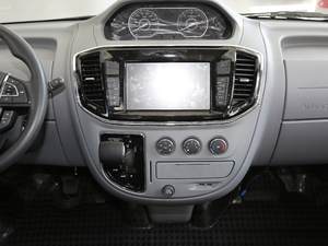 2019Plus VAN܇ 2.0T ԄӶS 6 п_@ʾ