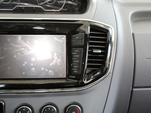 2019Plus VAN܇ 2.0T ԄӶS 6 п؅^