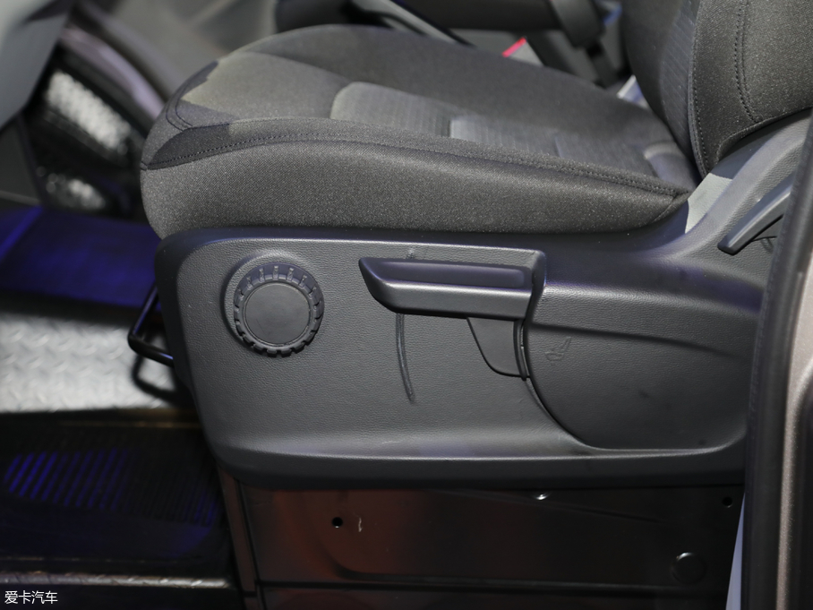 2019����;V90 �Ƕ��� 2.0T �քӺ��(q��)�L�S��� 7��