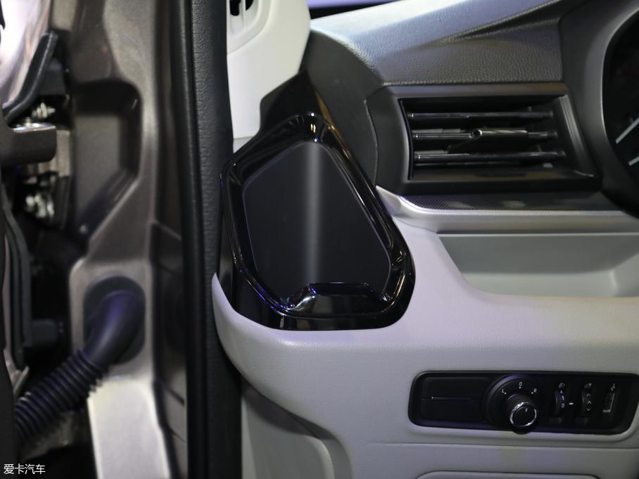 2019����;V90 �Ƕ��� 2.0T �քӺ��(q��)�L�S��� 7��