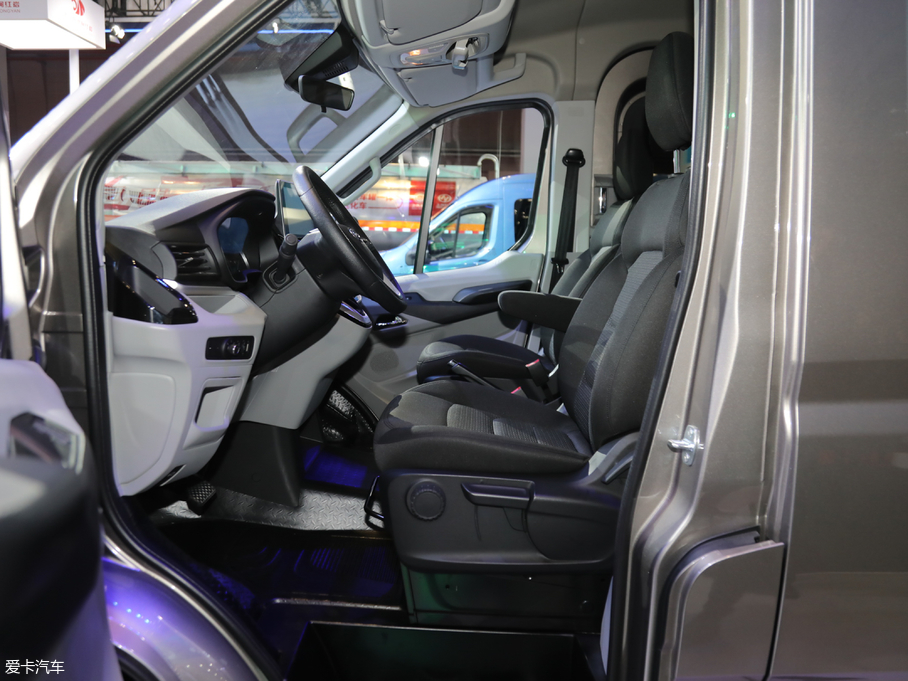 2019����;V90 �Ƕ��� 2.0T �քӺ���L�S��� 7��