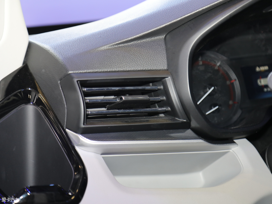 2019����;V90 �Ƕ��� 2.0T �քӺ���L�S��� 7��