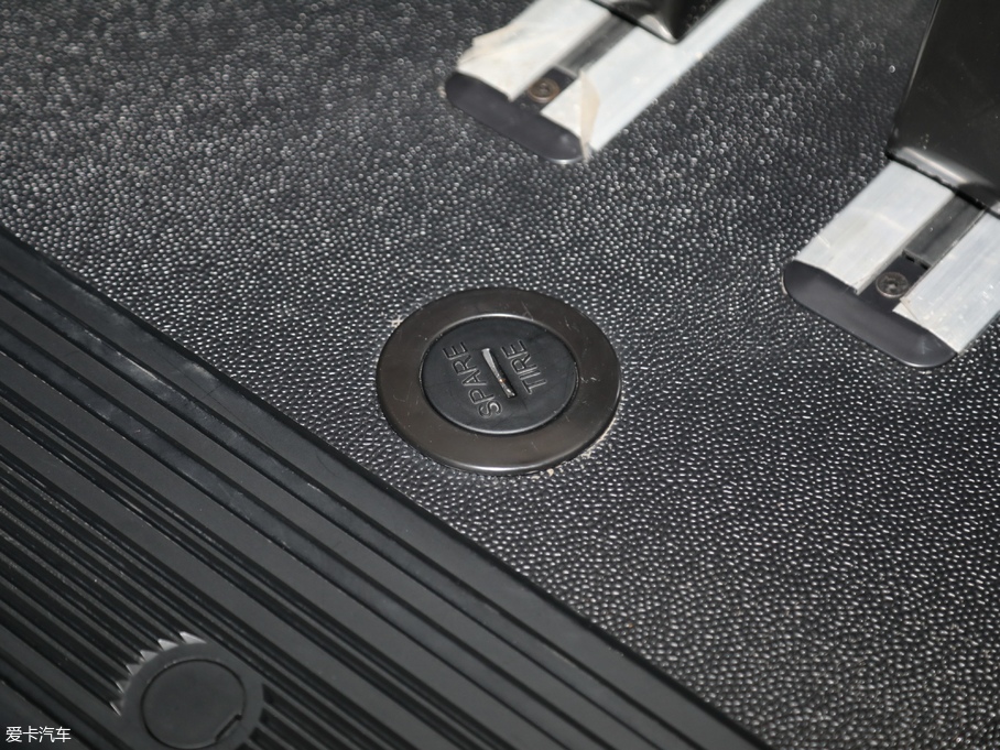 2019����;V90 ���_ 2.0T �քӺ����L�S��� 15��