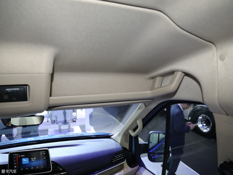 2019����;V90 ���_(d��) 2.0T �ք�(d��ng)���(q��)���L(zh��ng)�S��� 15��