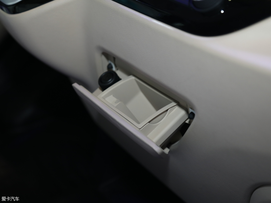 2019����;V90 ���_ 2.0T �քӺ����L�S��� 15��