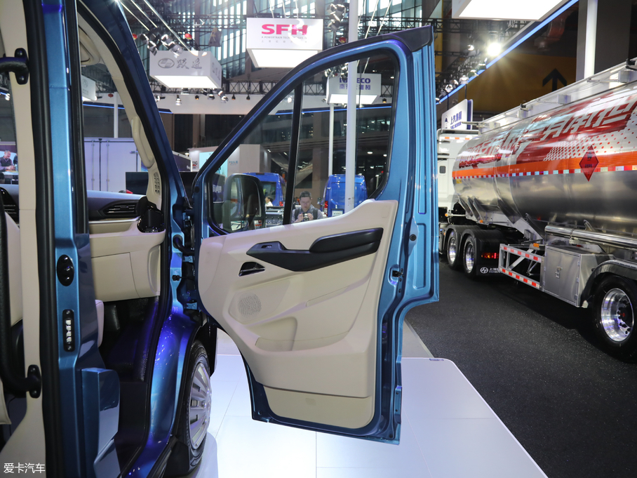 2019����;V90 ���_(d��) 2.0T �ք�(d��ng)���(q��)���L(zh��ng)�S��� 15��