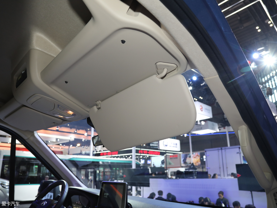 2019����;V90 ���_ 2.0T �քӺ����L�S��� 15��