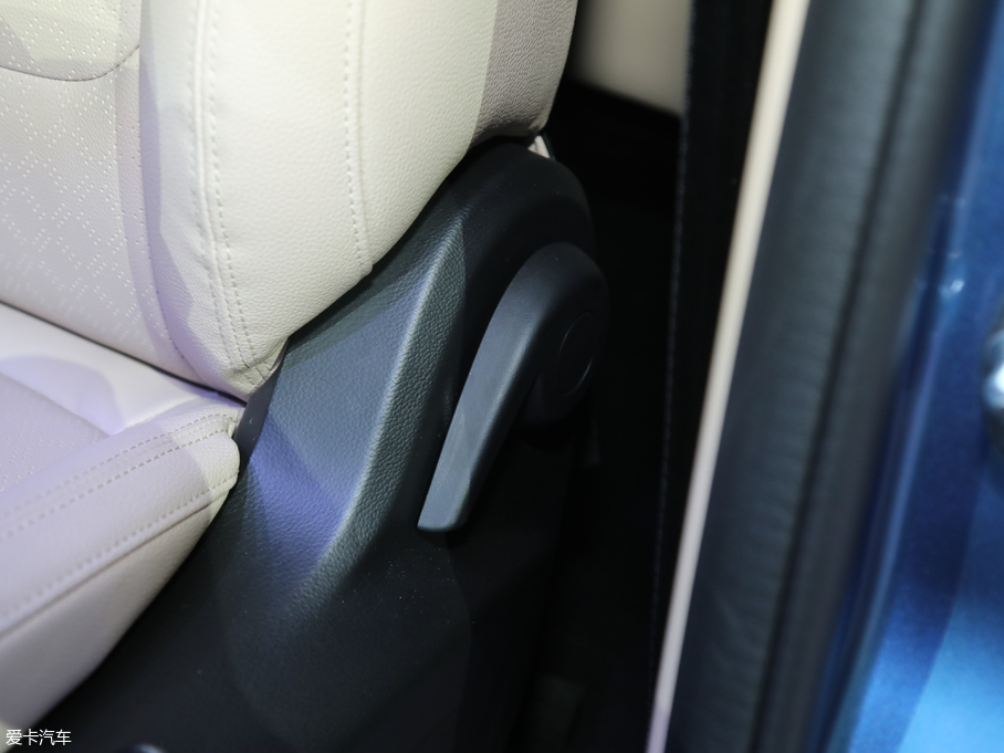 2019����;V90 ���_ 2.0T �քӺ����L�S��� 15��