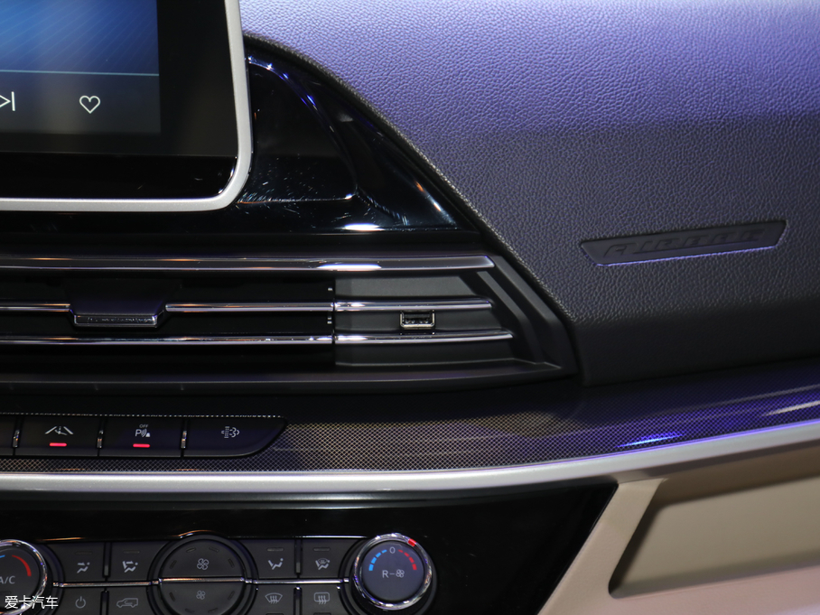 2019����;V90 ���_ 2.0T �քӺ����L�S��� 15��