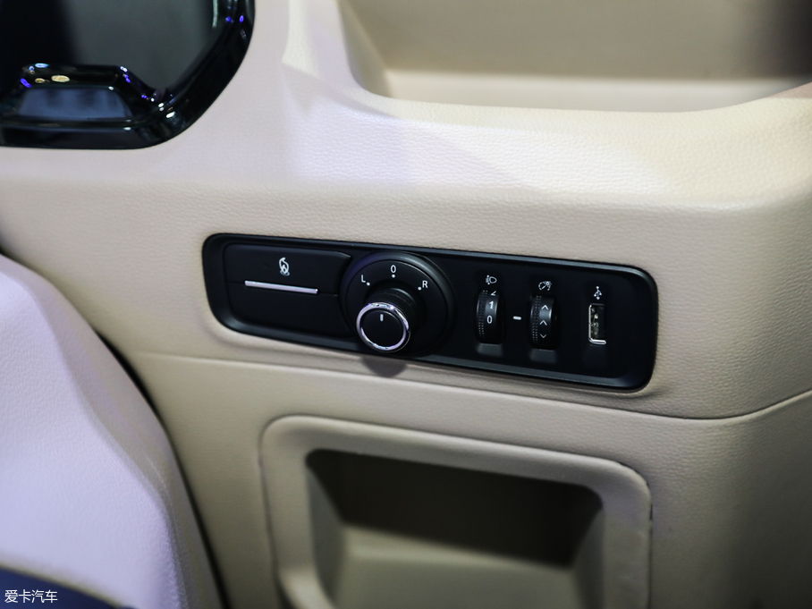 2019����;V90 ���_ 2.0T �քӺ����L�S��� 15��